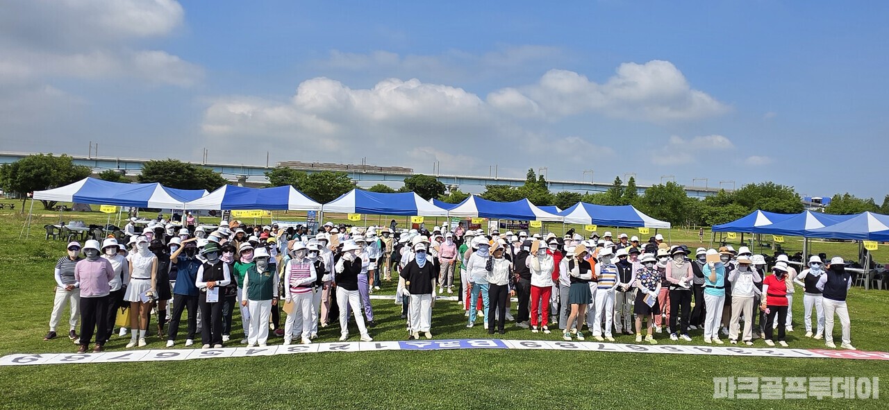 지난 6월 29일 부산 강서구 대저생태공원 제2파크골프장에서 제15회 부산광역시파크골프협회장배 파크골프대회가 열렸다. (ⓒ파크골프투데이 정연용 기자, 무단 전재 및 재가공 금지)